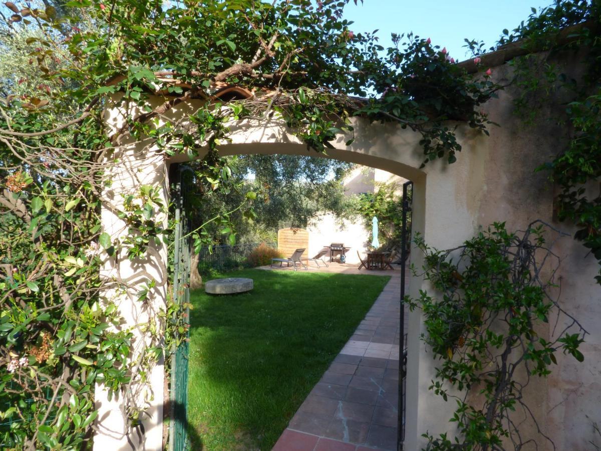 Apartment Cezanne With Heated Pool And Private Garden Chateauneuf-Grasse Esterno foto