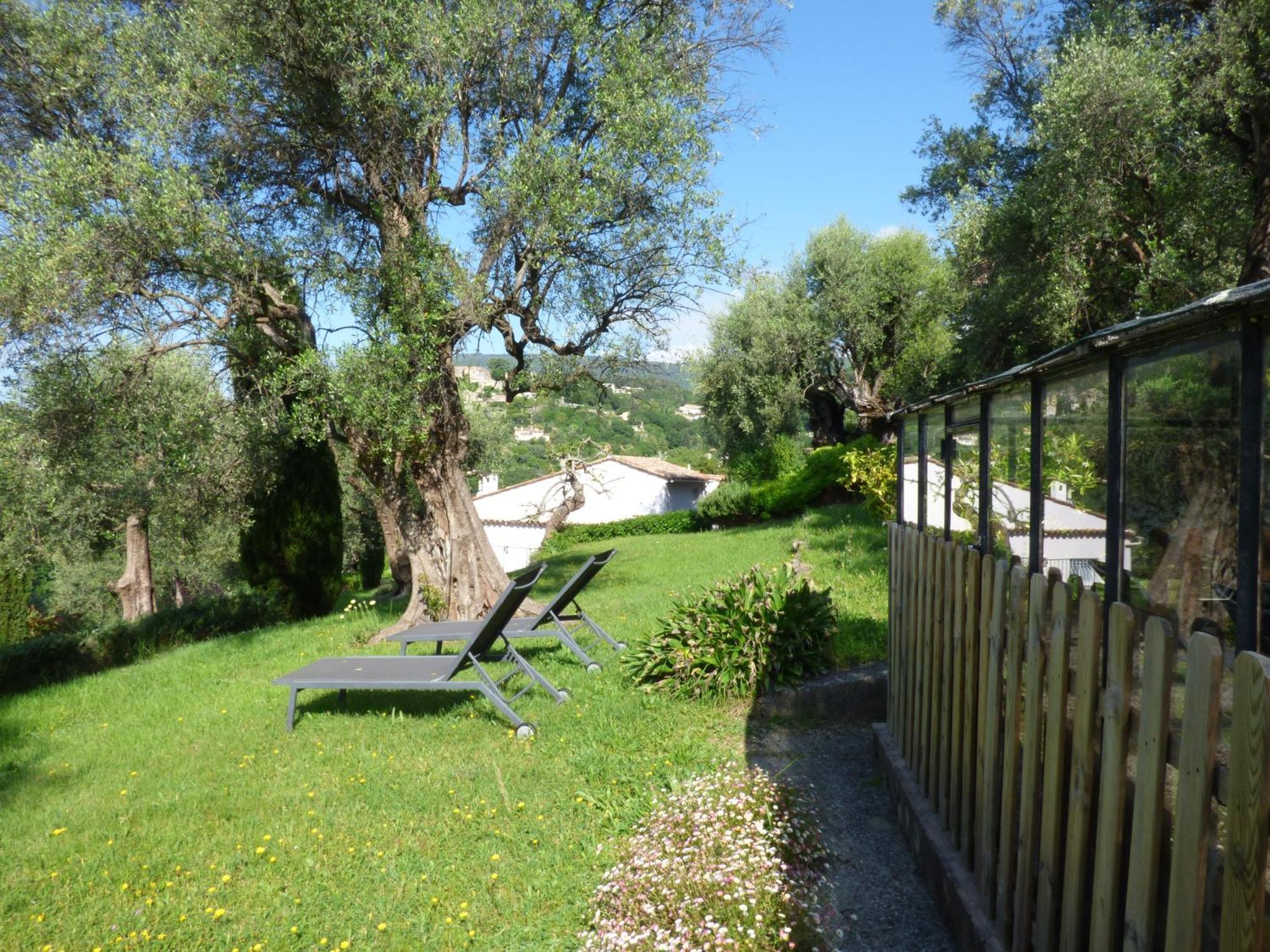 Apartment Cezanne With Heated Pool And Private Garden Chateauneuf-Grasse Esterno foto